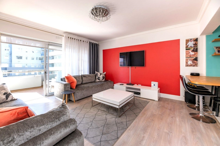 2 Bedroom Property for Sale in Sea Point Western Cape